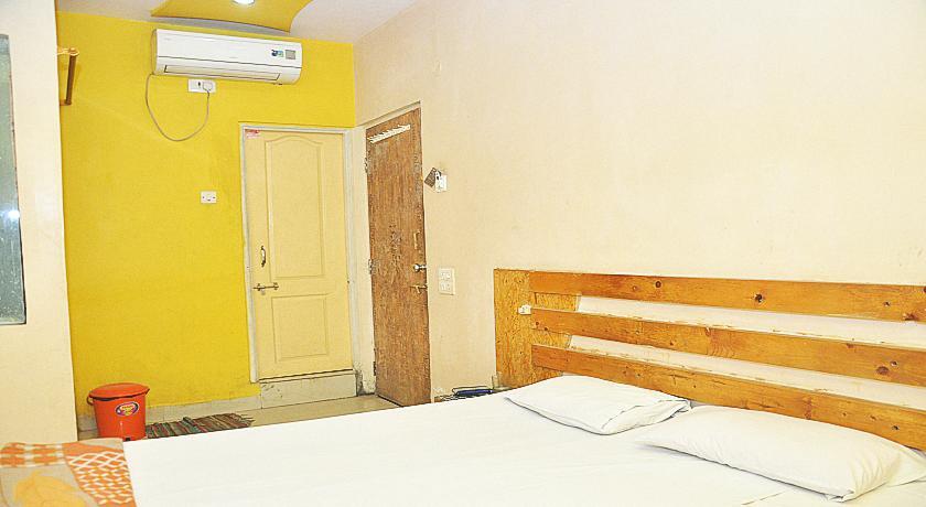Hotel Talha Residency นานเดด ภายนอก รูปภาพ
